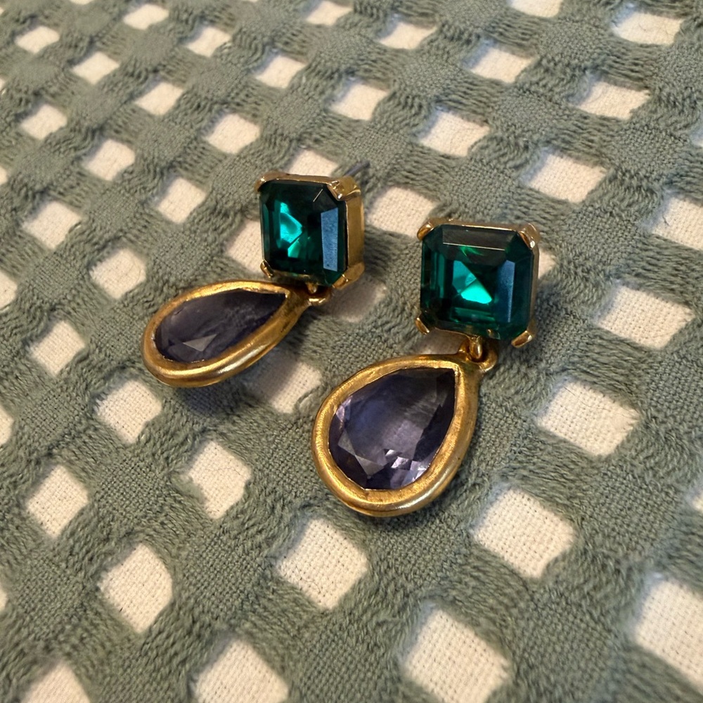 Oscar de la Renta Baroque Crystal Earrings - Picture 4 of 5